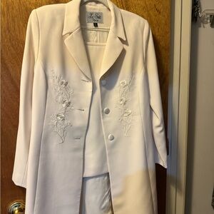 Le Suit Women's Cream Embroidered Blazer